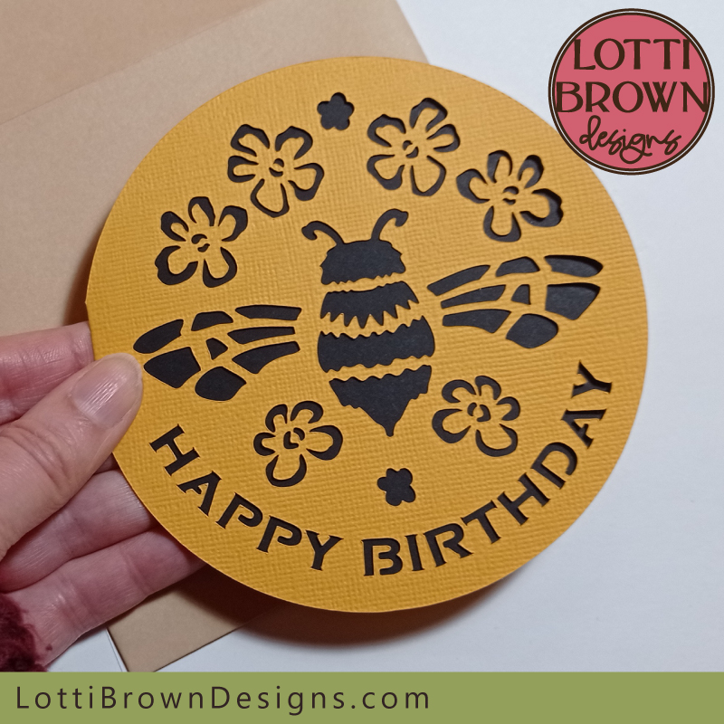 Circular bee birthday card made with Cricut